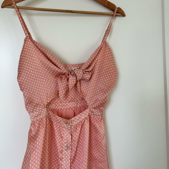 Tularosa Cut Out Midi Dress - Picture 3 of 3